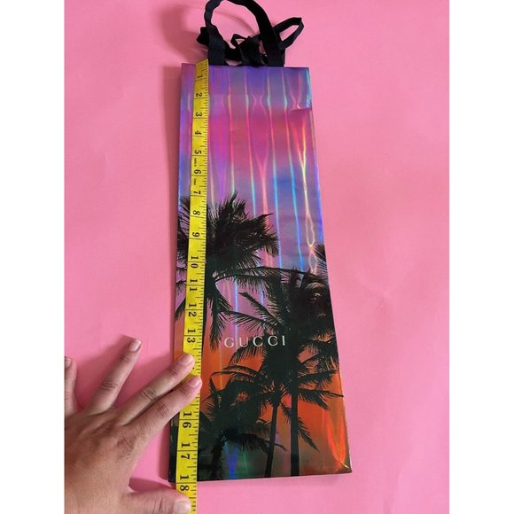 Gucci Limited Edition 2019 Paper Reusable Shopping Bag Rope  18" x 6.5 " x 1.5" - Picture 9 of 9